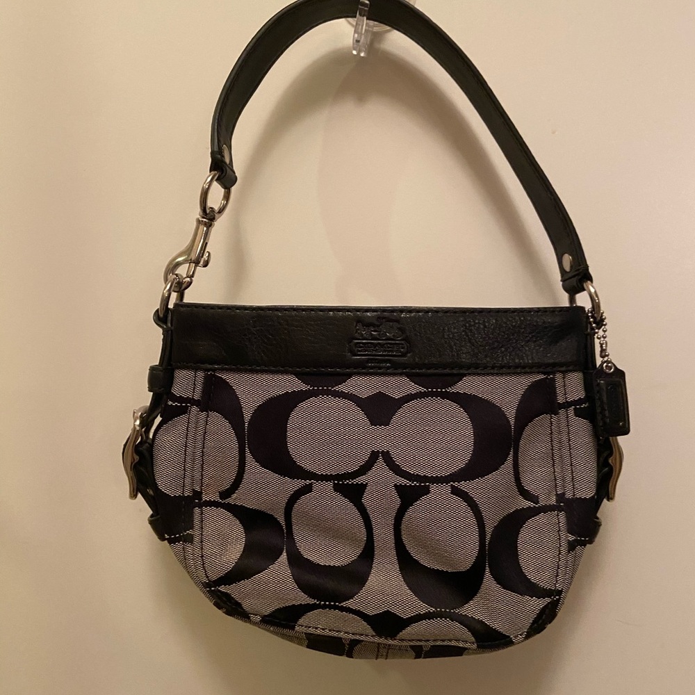 Mini coach shoulder bag